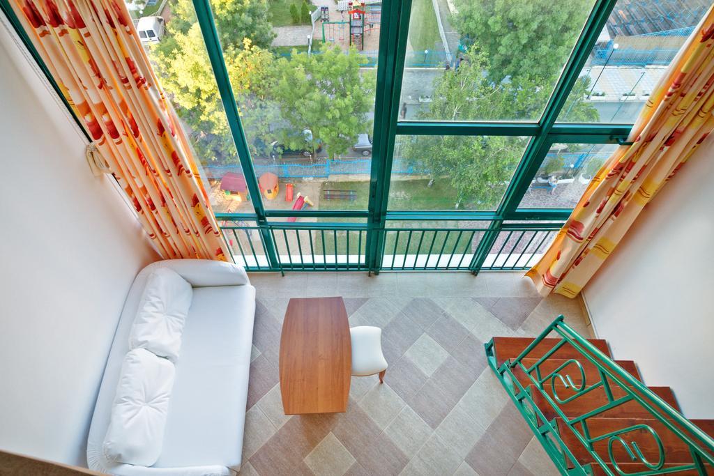 Perla Plaza Hotel