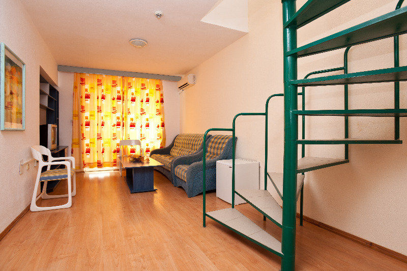 Perla Plaza Hotel