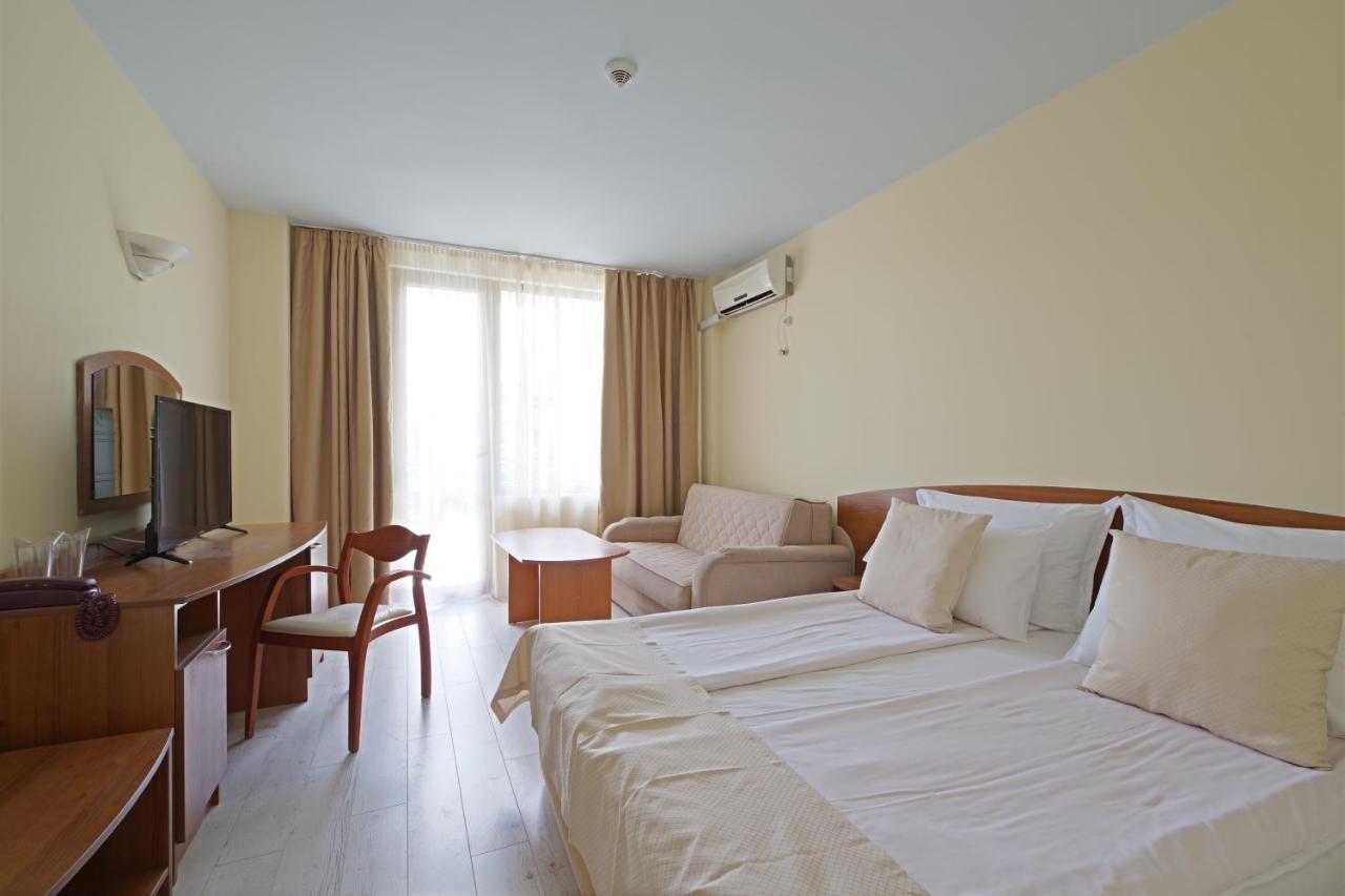 Perla Plaza Hotel