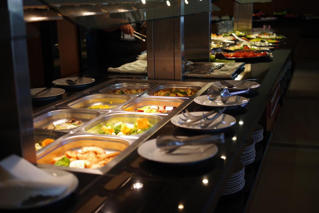 Perla Plaza Hotel 3*